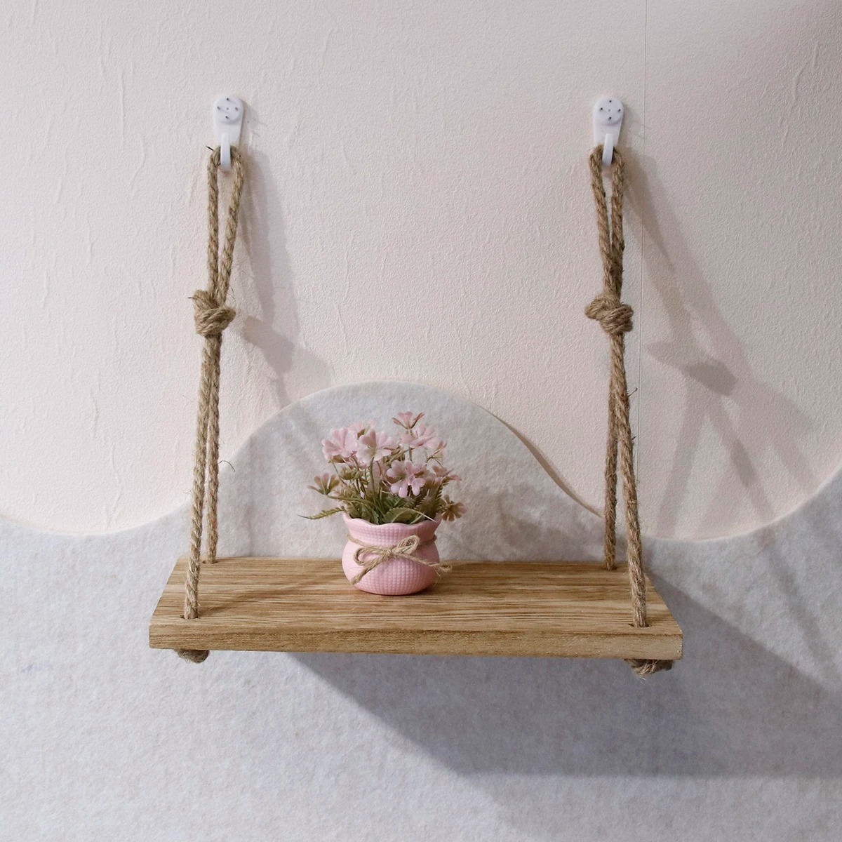 سلسلة وردية صناعية صغيرة نباتا - مراجعة Desk Setup Plants وسعره