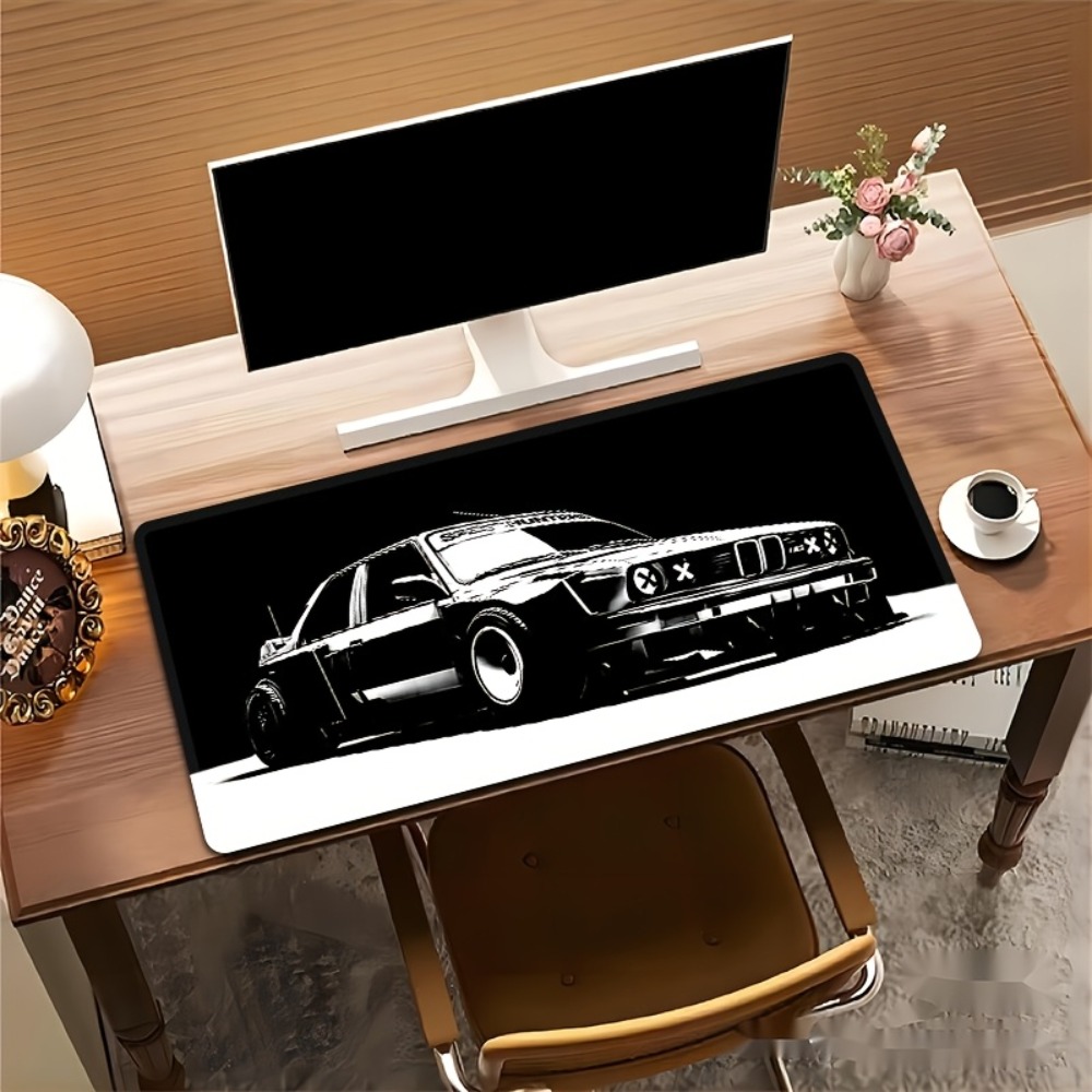 لوحة ماوس كبيرة للألعاب بتصميم - مراجعة Desk Setup Black And White وسعره