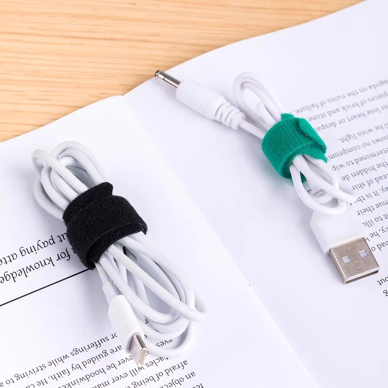 منظم كابلات قابل لإعادة الاستخ - مراجعة Cable Velcro Strap وسعره